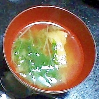 水菜と油揚げの味噌汁